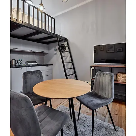 Stary Browar With Mezzanine شقة بوزنان