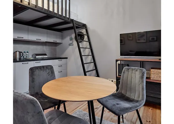 Stary Browar With Mezzanine By Bookinghost דירה פוזנן